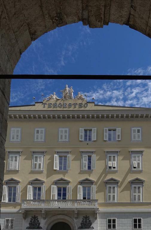 Tergesteo Palace Suite Trieste Eksteriør billede