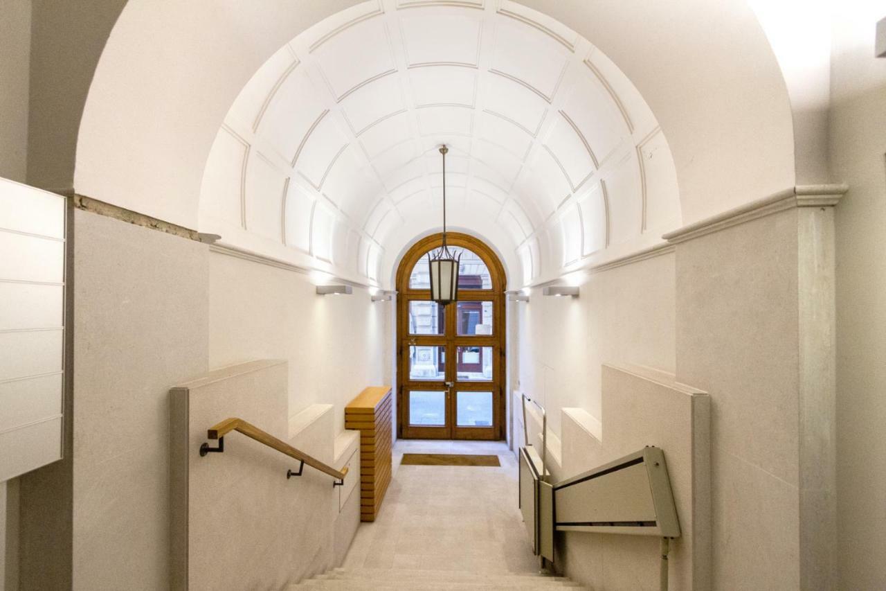 Tergesteo Palace Suite Trieste Eksteriør billede